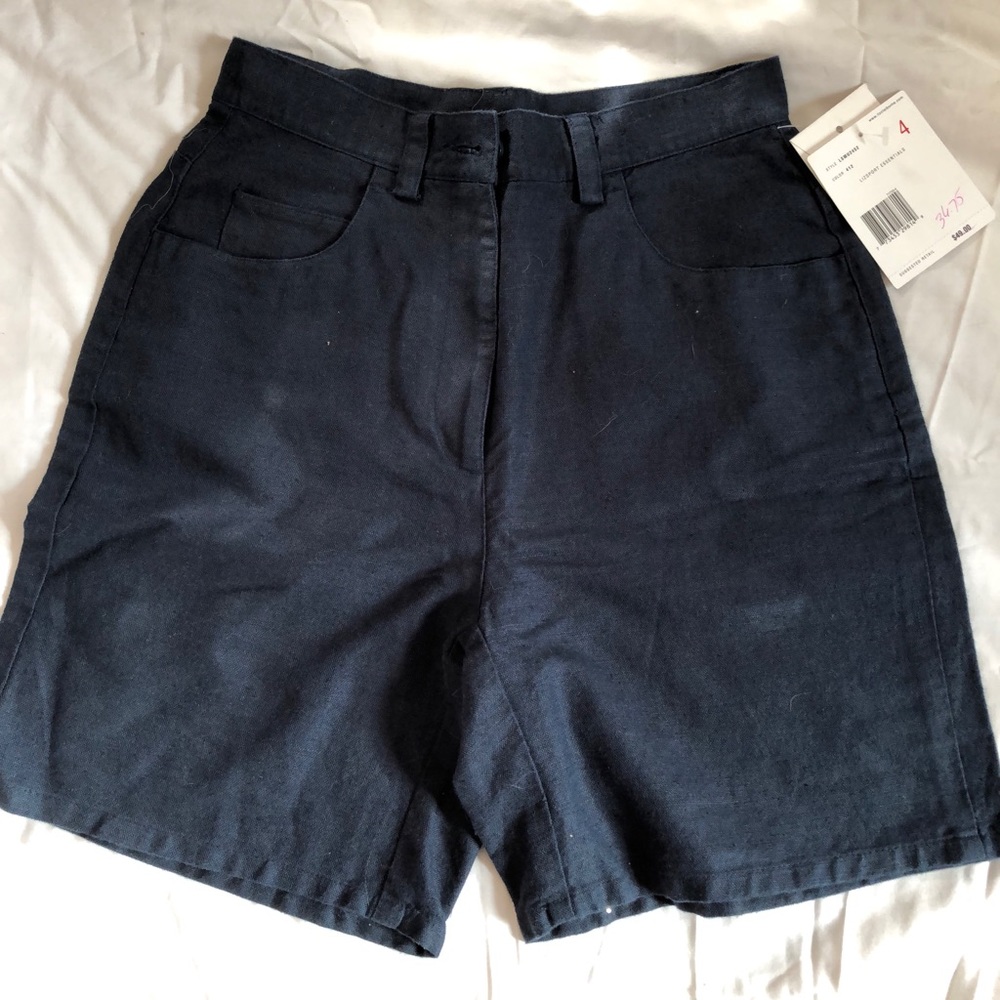 Liz Claiborne linen blend shorts. NWT